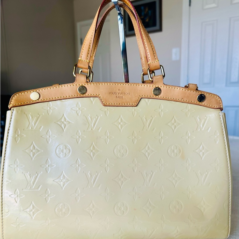 Louis Vuitton Monogram Vernis Brea PM